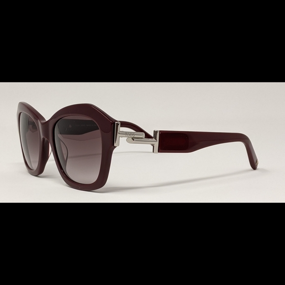 TOD'S S.p.A. :: TO0195-69T - Picture 2 of 10